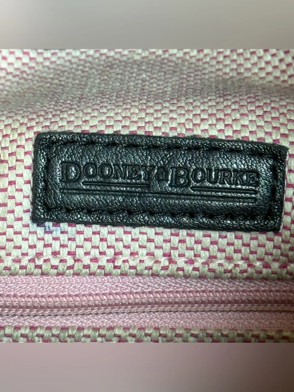 Dooney & Bourke Black Pebbled Leather Lock Sac Hobo Bag 🖤